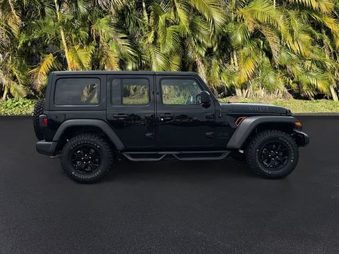 Used 2021 Jeep Wrangler Unlimited Sport AWD/4WD image 4