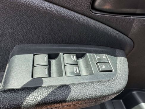 Used 2023 Honda Passport EX-L image 32