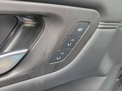 New 2026 Nissan Pathfinder Platinum image 22