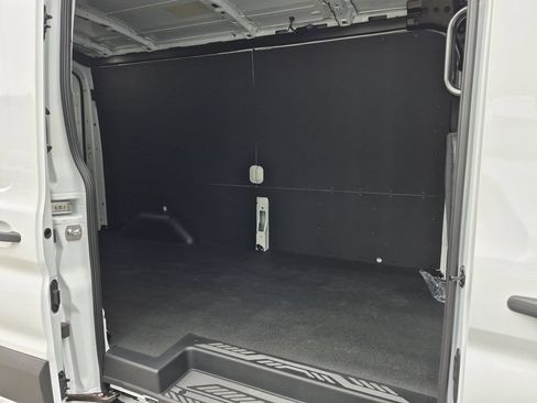 New 2026 Ford Transit 150 148 Medium Roof w/ Load Area Protection Package RWD image 24