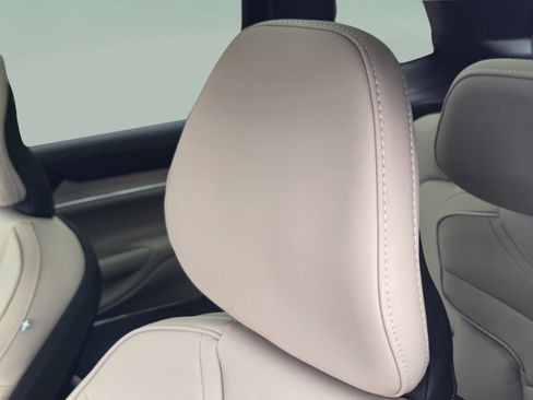 New 2026 Volvo EX90 Plus RWD image 12