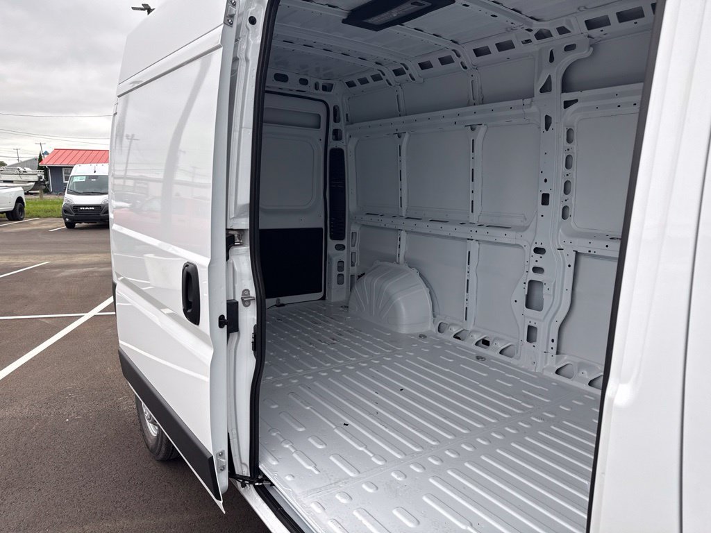 New 2026 RAM ProMaster 2500 w/ Convenience Group FWD image 18