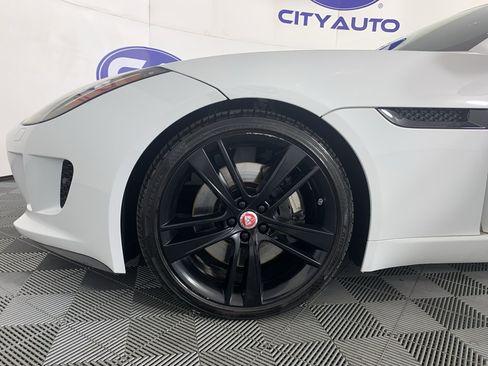Used 2016 Jaguar F-TYPE Coupe image 12