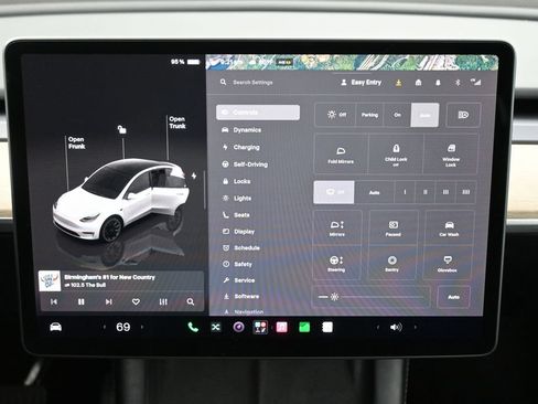 Used 2023 Tesla Model Y Long Range AWD/4WD image 7