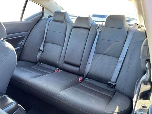 Used 2024 Nissan Altima 2.5 SV image 21