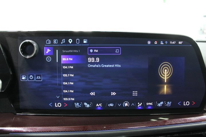 Used 2025 Chevrolet Traverse RS AWD/4WD image 67