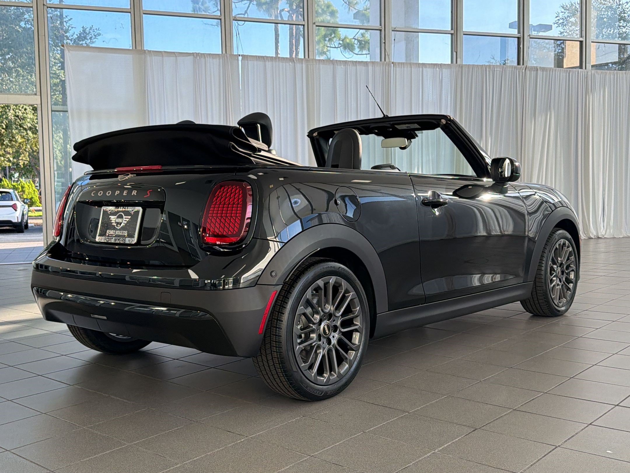 New 2026 MINI Cooper S FWD image 9