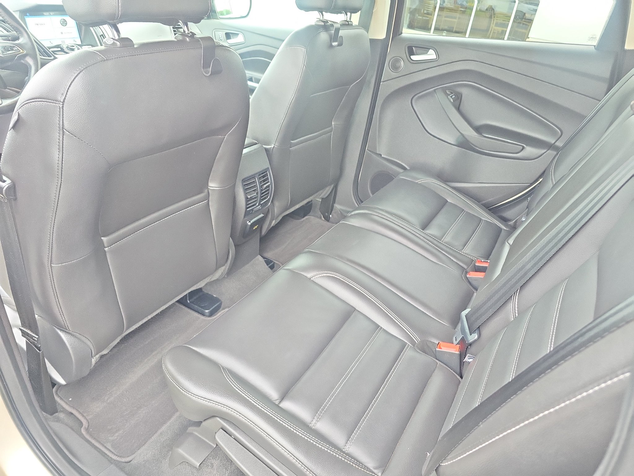 Used 2017 Ford Escape Titanium FWD image 15