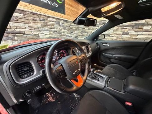 Used 2022 Dodge Charger R/T w/ Plus Group RWD image 12