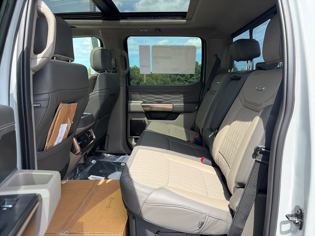New 2026 Ford F450 Platinum w/ Platinum Plus Package AWD/4WD image 28