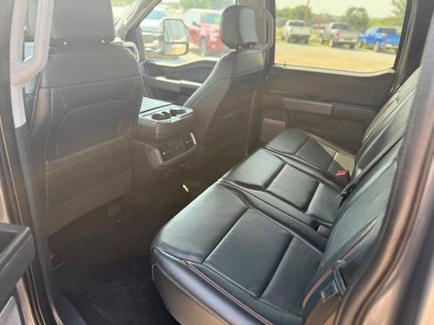 Used 2021 Ford F150 Lariat image 9