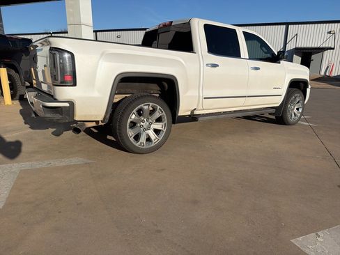 Used 2018 GMC Sierra 1500 Denali w/ Denali Ultimate Package image 3