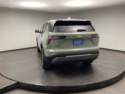 Certified 2025 Chevrolet Equinox LT AWD/4WD image 5