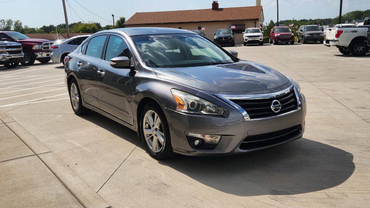 Used 2014 Nissan Altima 2.5 SV w/ Convenience Package FWD image 8