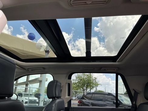 Used 2019 Ford Expedition Platinum RWD image 26
