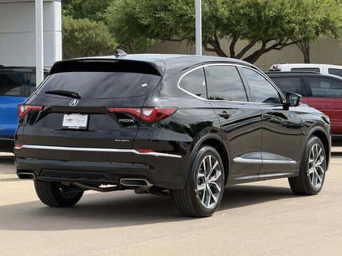 Used 2023 Acura MDX SH-AWD w/ Technology Package image 4