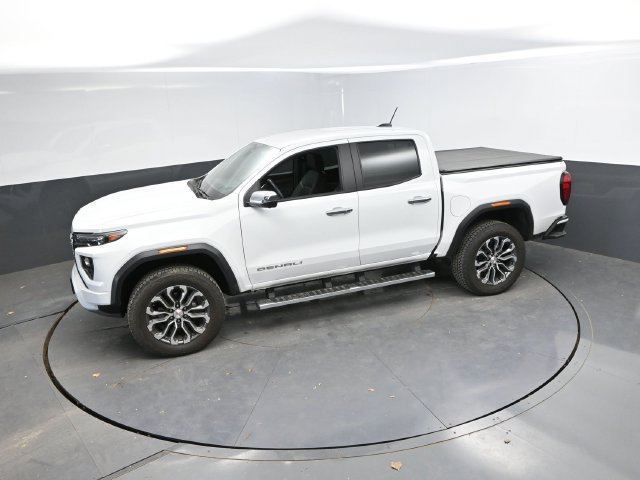 Used 2024 GMC Canyon Denali AWD/4WD image 35
