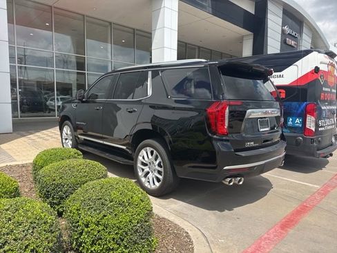 Used 2023 GMC Yukon Denali image 3