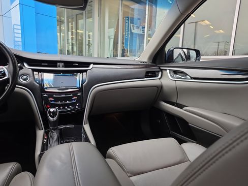 Used 2017 Cadillac XTS Luxury w/ Driver Awareness Package image 35