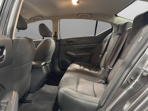 Used 2025 Nissan Altima 2.5 SV image 34