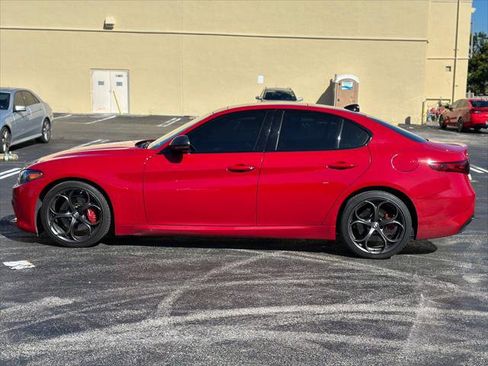Used 2021 Alfa Romeo Giulia Ti Sport image 4