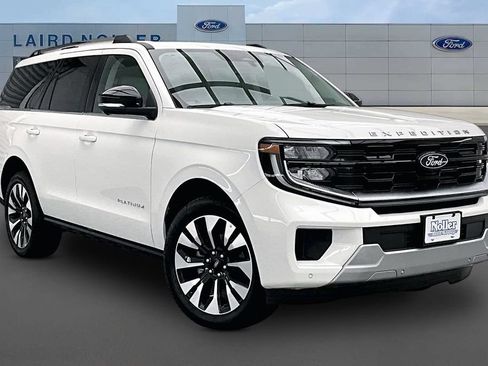 New 2025 Ford Expedition Platinum w/ Platinum Ultimate Package AWD/4WD image 2