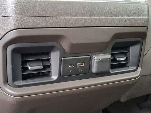 Used 2019 Chevrolet Silverado 1500 RST image 15