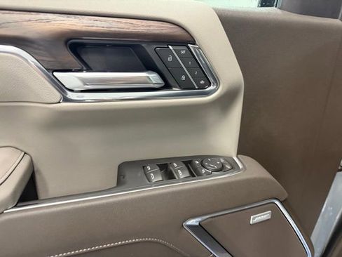 New 2026 GMC Sierra 1500 SLT w/ SLT Premium Plus Package image 14