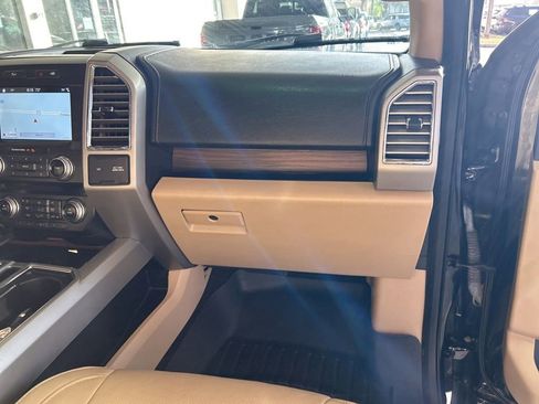 Used 2016 Ford F150 Lariat w/ Equipment Group 502A Luxury image 28