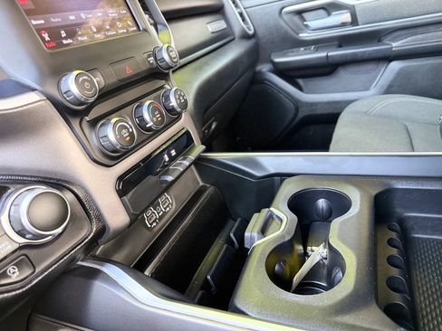 Used 2021 RAM 1500 Big Horn AWD/4WD image 45