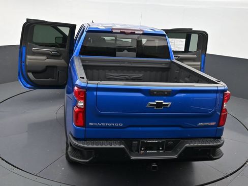 Used 2024 Chevrolet Silverado 1500 ZR2 w/ Technology Package AWD/4WD image 34