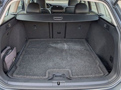 Used 2017 Volkswagen Golf Alltrack SE image 31