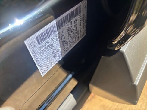 Used 2026 Nissan Rogue SV w/ SV Premium Package image 35