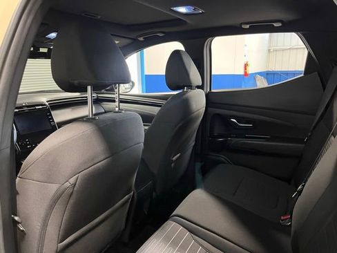 Used 2022 Hyundai Santa Cruz SEL Premium image 17