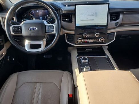 Certified 2024 Ford Expedition Limited image 25