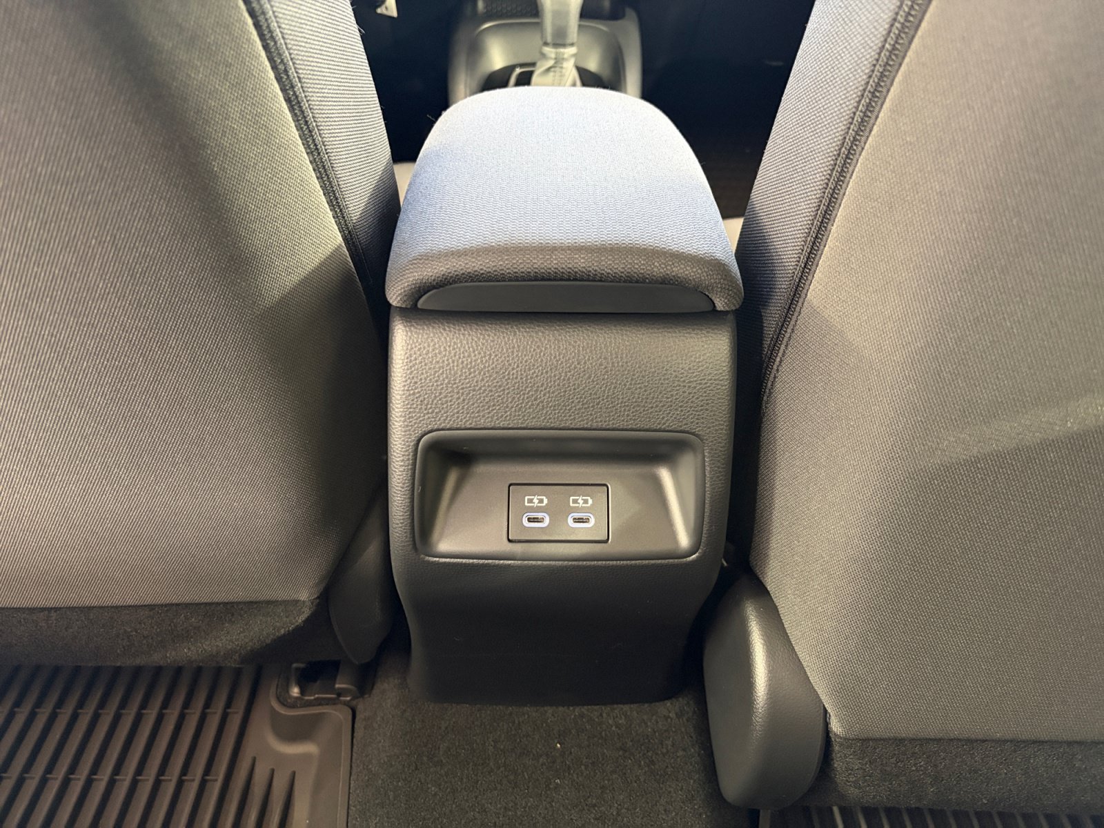 New 2027 Toyota Corolla LE FWD image 32