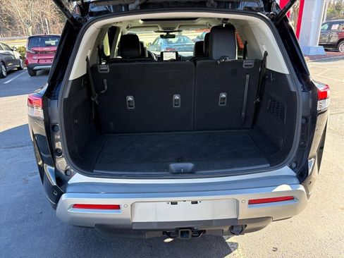 Certified 2024 Nissan Pathfinder SL w/ SL Premium Package image 26