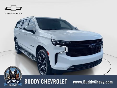 Used 2023 Chevrolet Suburban RST AWD/4WD image 1