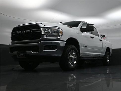 Used 2023 RAM 2500 Big Horn w/ Level 1 Equipment Group image 25