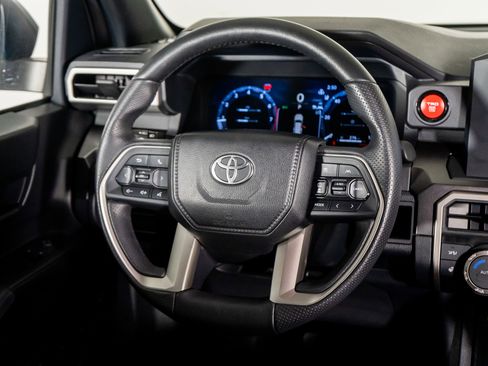 Used 2025 Toyota 4Runner TRD Off-Road image 49