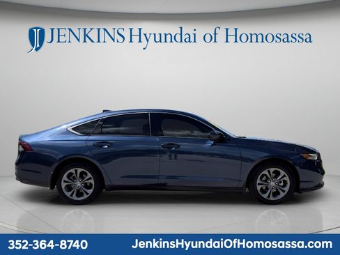 Used 2024 Honda Accord EX image 3