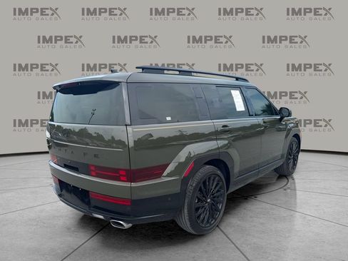 Used 2024 Hyundai Santa Fe Calligraphy FWD image 5