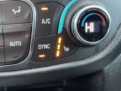 Used 2024 Chevrolet Equinox LT image 22