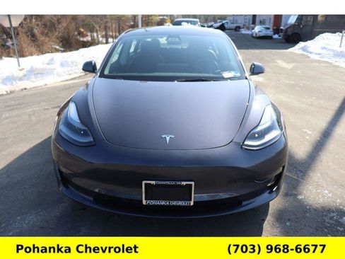 Used 2023 Tesla Model 3 Standard Range image 2