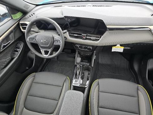 Used 2025 Chevrolet TrailBlazer ACTIV w/ Convenience Package image 27