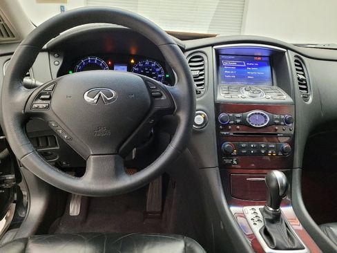 Used 2017 INFINITI QX50 2WD w/ Deluxe Touring Package image 22