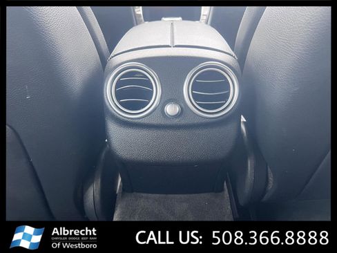 Used 2020 Mercedes-Benz C 300 4MATIC Sedan image 25