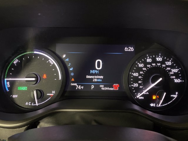 Used 2025 Toyota Sienna XLE FWD image 22
