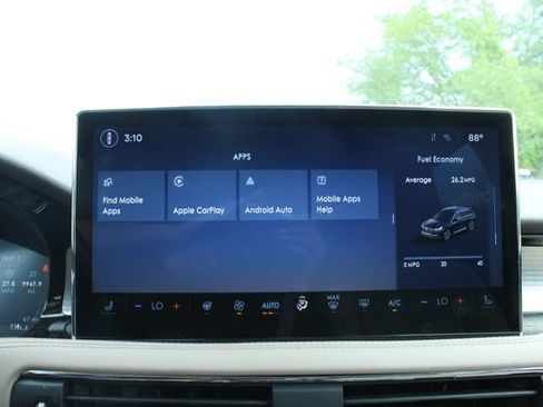 Used 2023 Lincoln Corsair AWD w/ Equipment Group 101A image 22
