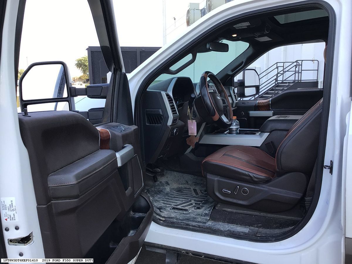 Used 2019 Ford F350 King Ranch w/ King Ranch Ultimate Package AWD/4WD image 7